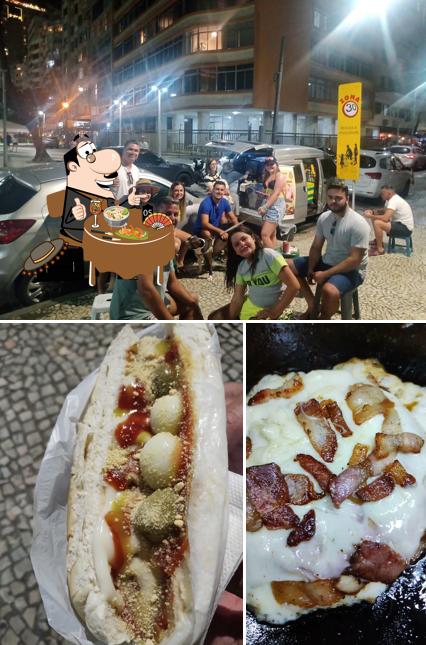 Comida em Cachorro quente Tia Sula