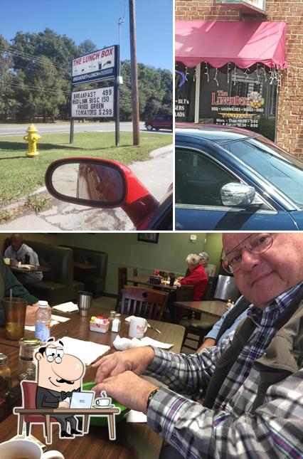 The Lunch Box in Jackson Restaurant menu and reviews