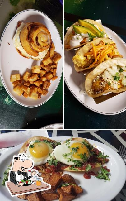 Good Truckin' Diner in Lansing - Restaurant menu and reviews