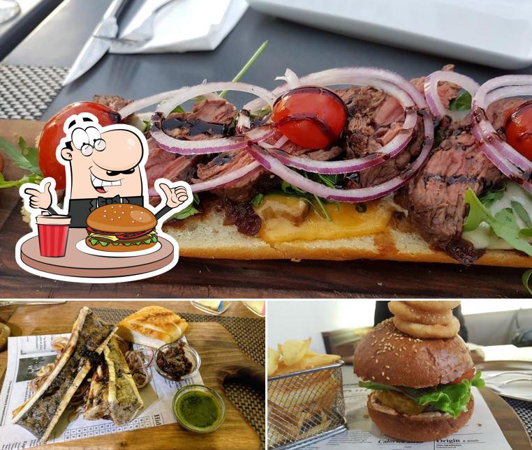 Concediti un bell'hamburger a Stari Pisker Tavern and Pub