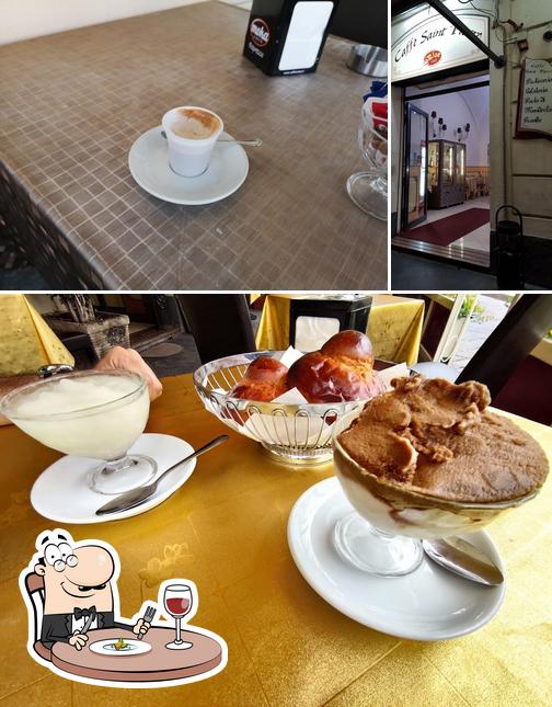 La immagine della cibo e interni di Caffè Saint Pierre