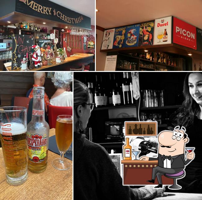 La photo de la comptoir de bar et boire concernant Café Des Halles