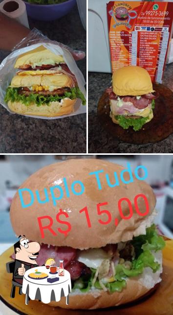 Consiga um hambúrguer no CD LANCHES E MILK SHAKE DELIVERY