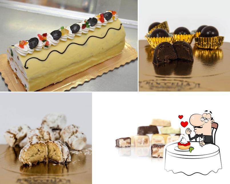 Pasticceria Roccella serve un'ampia gamma di dessert