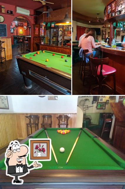 Finnegans Bar