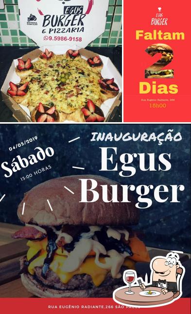 Comida em Egus Burger