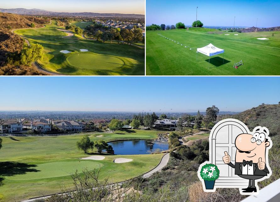 Black Gold Golf Club in Yorba Linda Restaurant menu and reviews