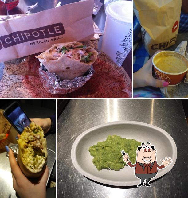 Chipotle Mexican Grill, 31827 Pacific Hwy S in Federal Way Restaurant