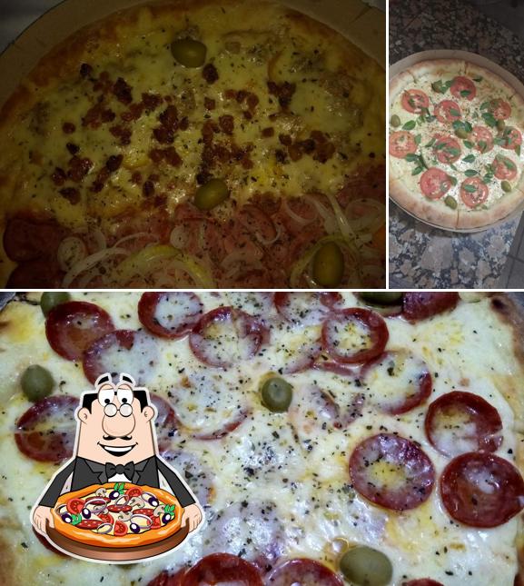 No Pizzaria Sousa, você pode pedir pizza