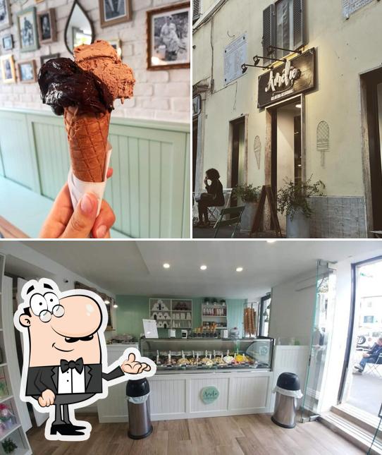 Gelateria Amélie se distingue par sa intérieur et dessert