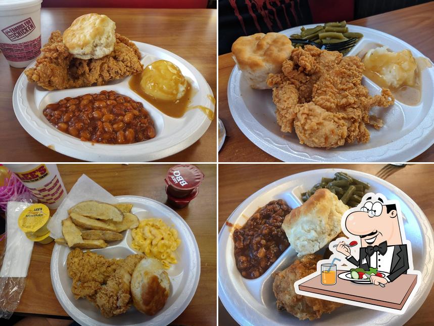 Lee's Famous Recipe Chicken, 2303 E Silver Springs Blvd in Ocala -  Restaurant reviews