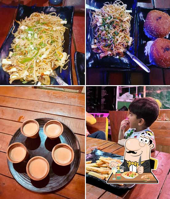 Pad thai at HR Caffiee