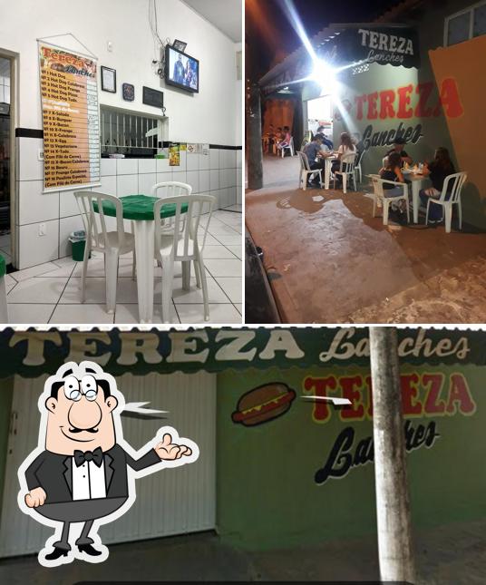 O interior do Tereza Lanches