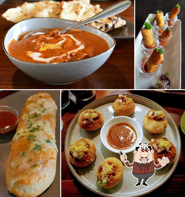 Food at Chaurahe Ke Paar - Cafe & Lounge