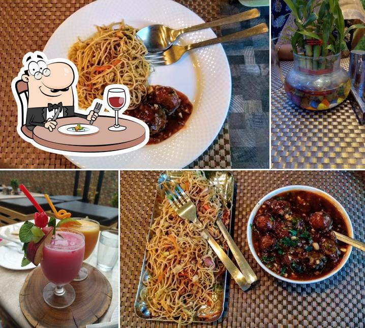 Meals at Frontier's Cafe