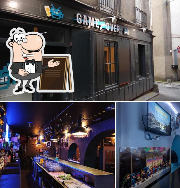 L'extérieur de Game Over