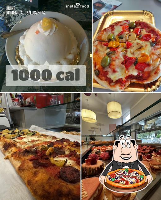 Scegli una pizza a Pasticceria Cortello Udine