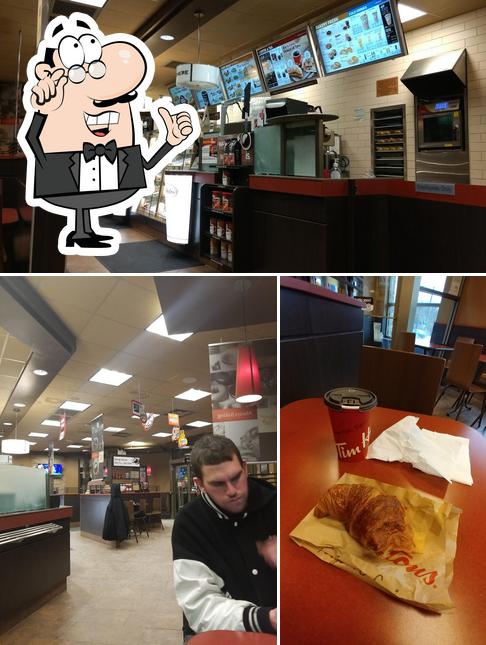 L'intérieur de Tim Hortons