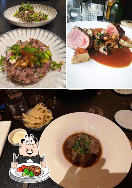 Prenez des plats à base de viande à Faim