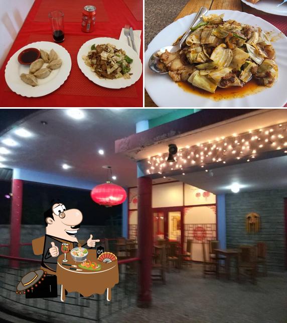 Comida en Restaurante Tien Tan