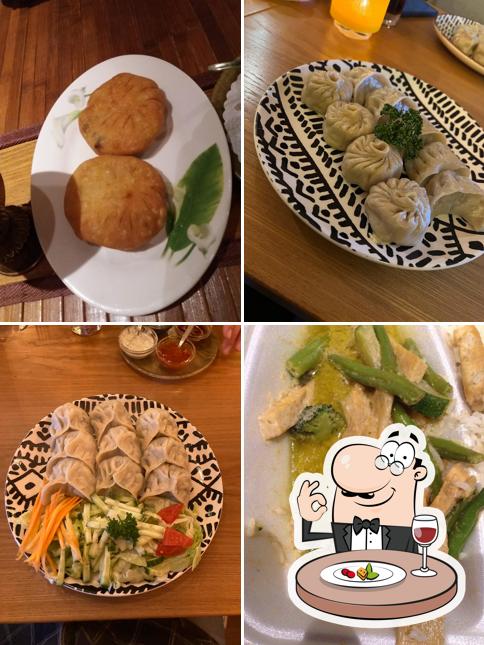 TIBET BISTRO Finest Food & Drinks VEGAN BEEF CHEESE Restaurant & Take Away 3min.‍ HB Winterthur