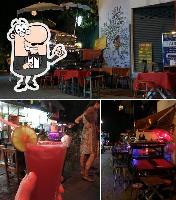 Gypsy's Lips Bar, Bangkok, 57 Soi Rongmai Chaofa Rd Restaurant reviews