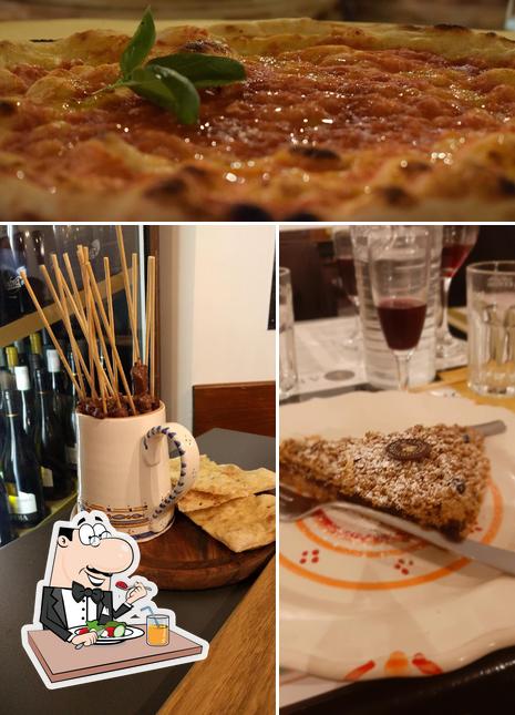 Cibo al PIZZA E ARROSTICINI