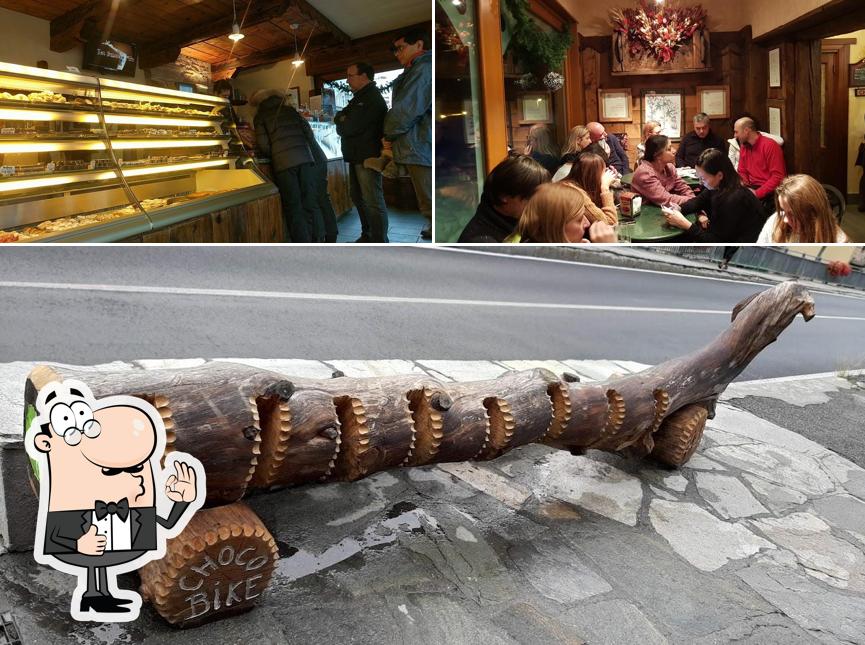 Vedi questa foto di Chocolat Collomb - La miglior CIOCCOLATERIA, pasticceria, gelateria, cioccolatini artigianali e aperitivi in Val d'Aosta