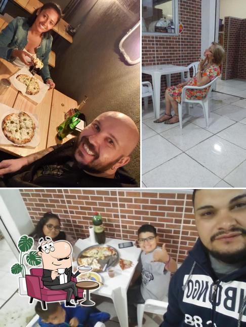 Veja imagens do interior do Favoretto Pizza Delivery