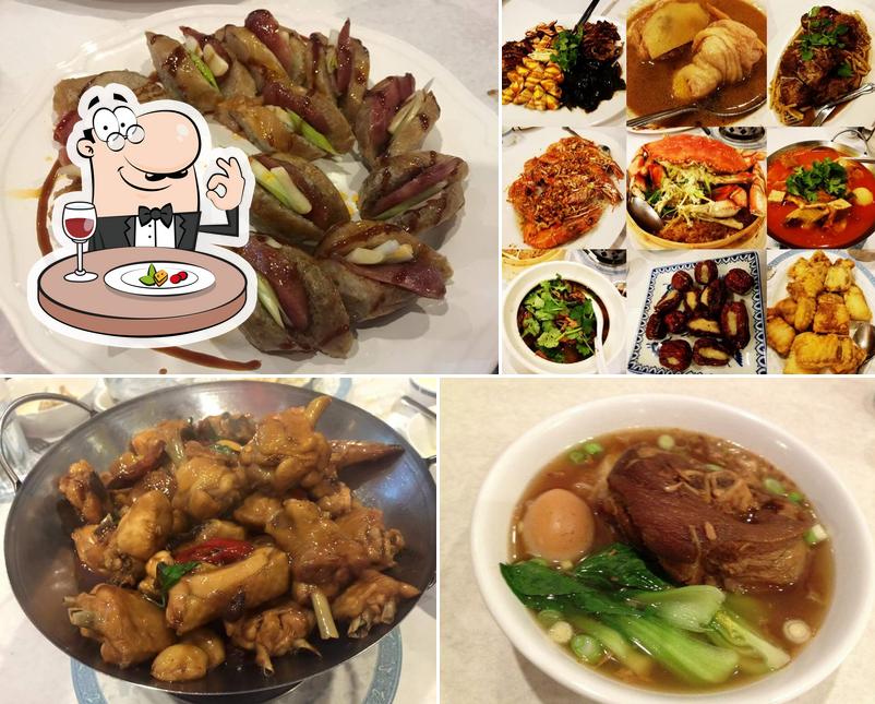 Lotus Chinese Restaurant in Elmwood Park Restaurant menu and reviews