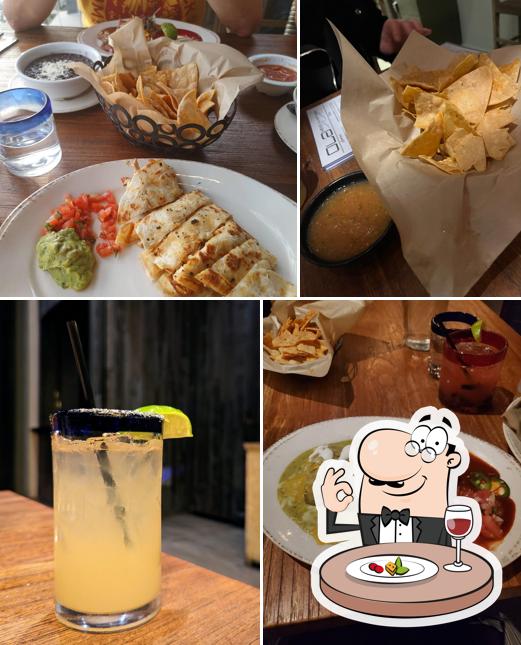 Ola Mexican Kitchen in Long Beach - Restaurant menu and reviews