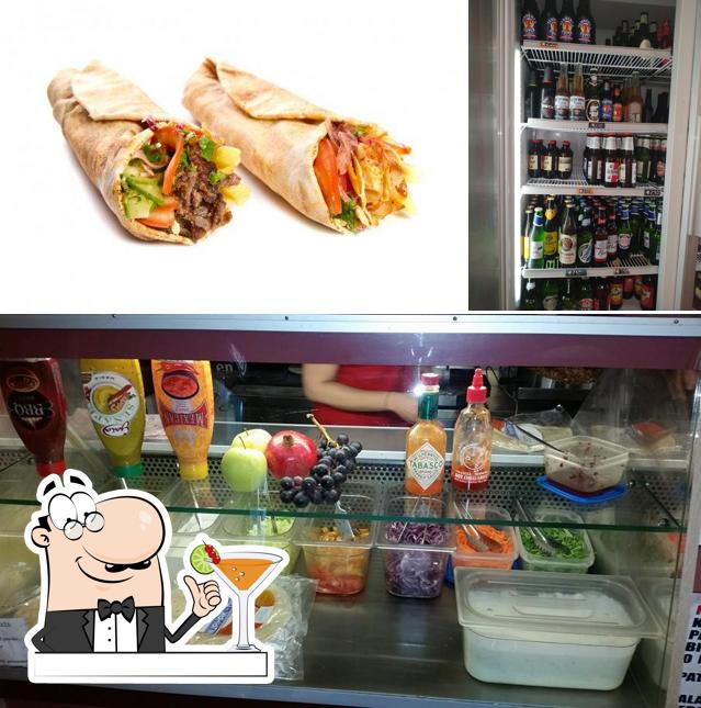 Guarda la immagine che mostra la bevanda e cibo di Asian Kebab