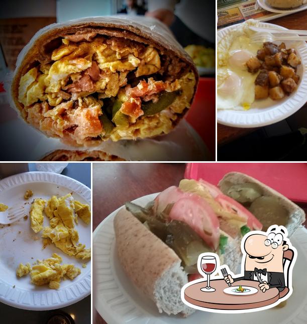 Four Corners Kosher Bagel & Cafe, 600 E County Line Rd in Lakewood