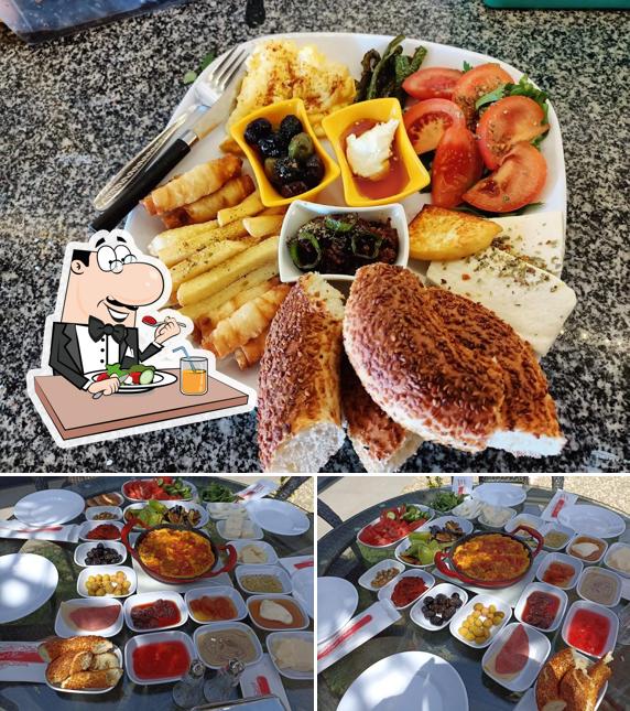 Food at Serpme Kahvaltı ve Tarçın Unlu Mamüller