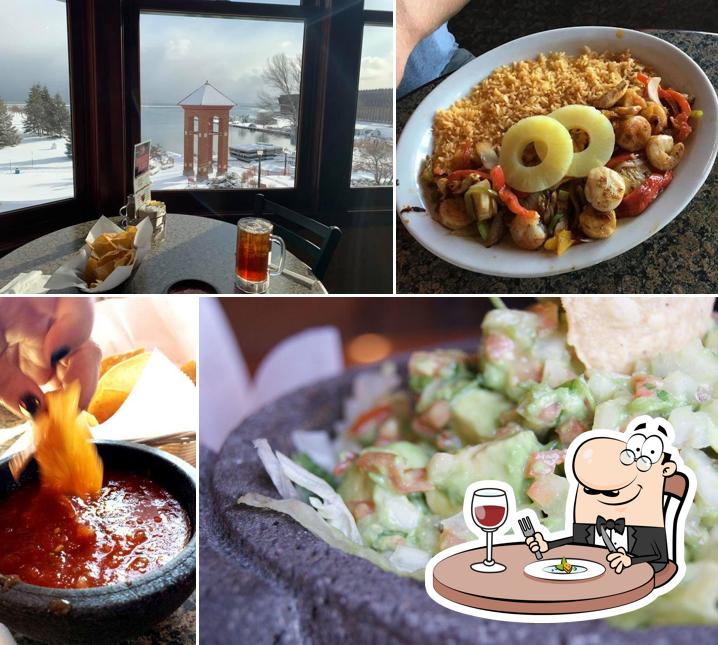 Sol Azteca Mexican Restaurant in Marquette Restaurant menu and reviews