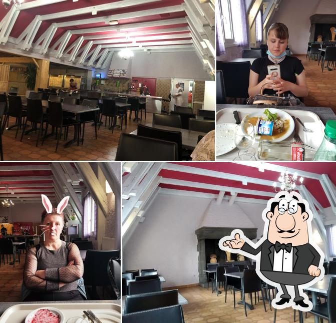 Cafeteria Les Logis, Critiques de restaurant