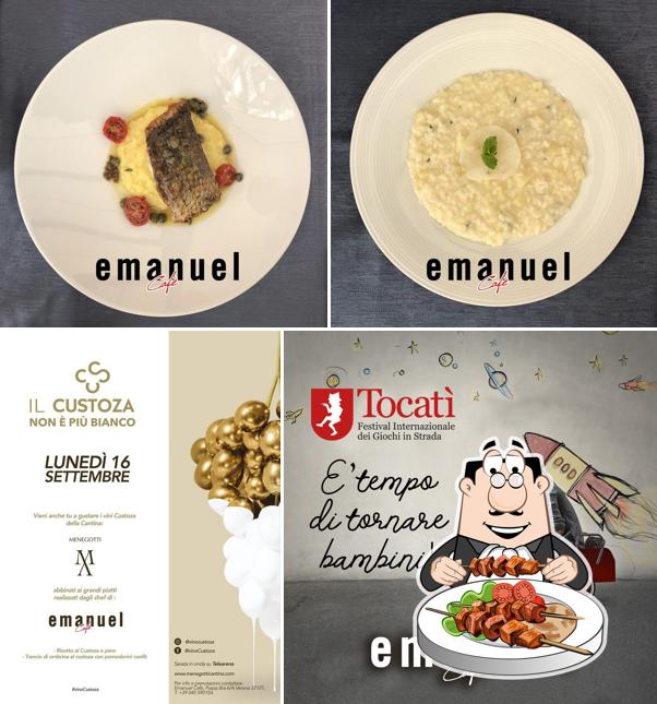 Platti al Emanuel Cafe'