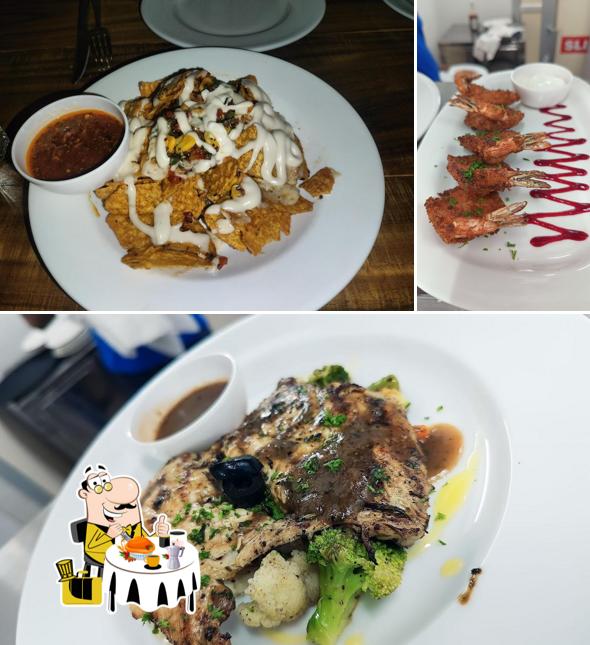 Food at BODEGA PONDY - RESTAURANT & BAR with Rooftop