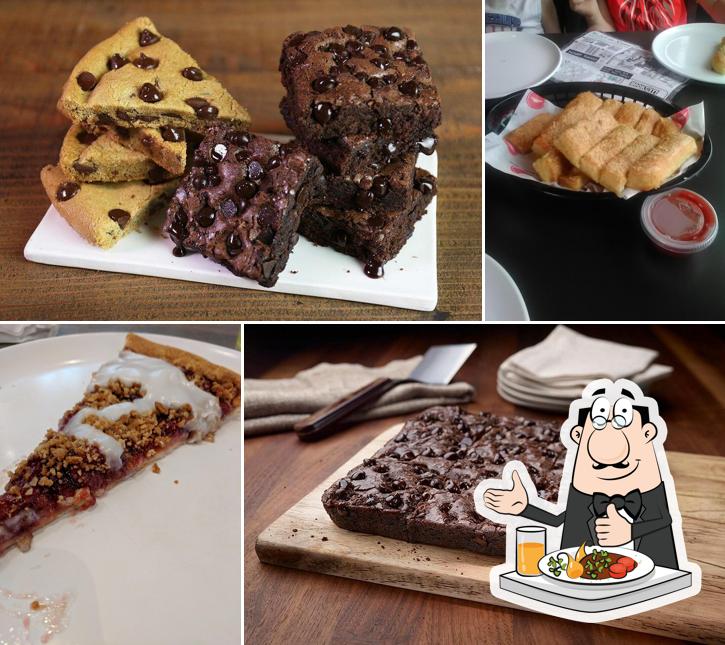 Pizza Hut in Urbana Restaurant menu and reviews