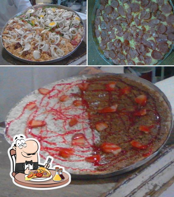 Escolha pizza no restaurante e pizzaria floresta nativa