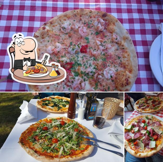 Try out pizza at Cappuccino Potsdam