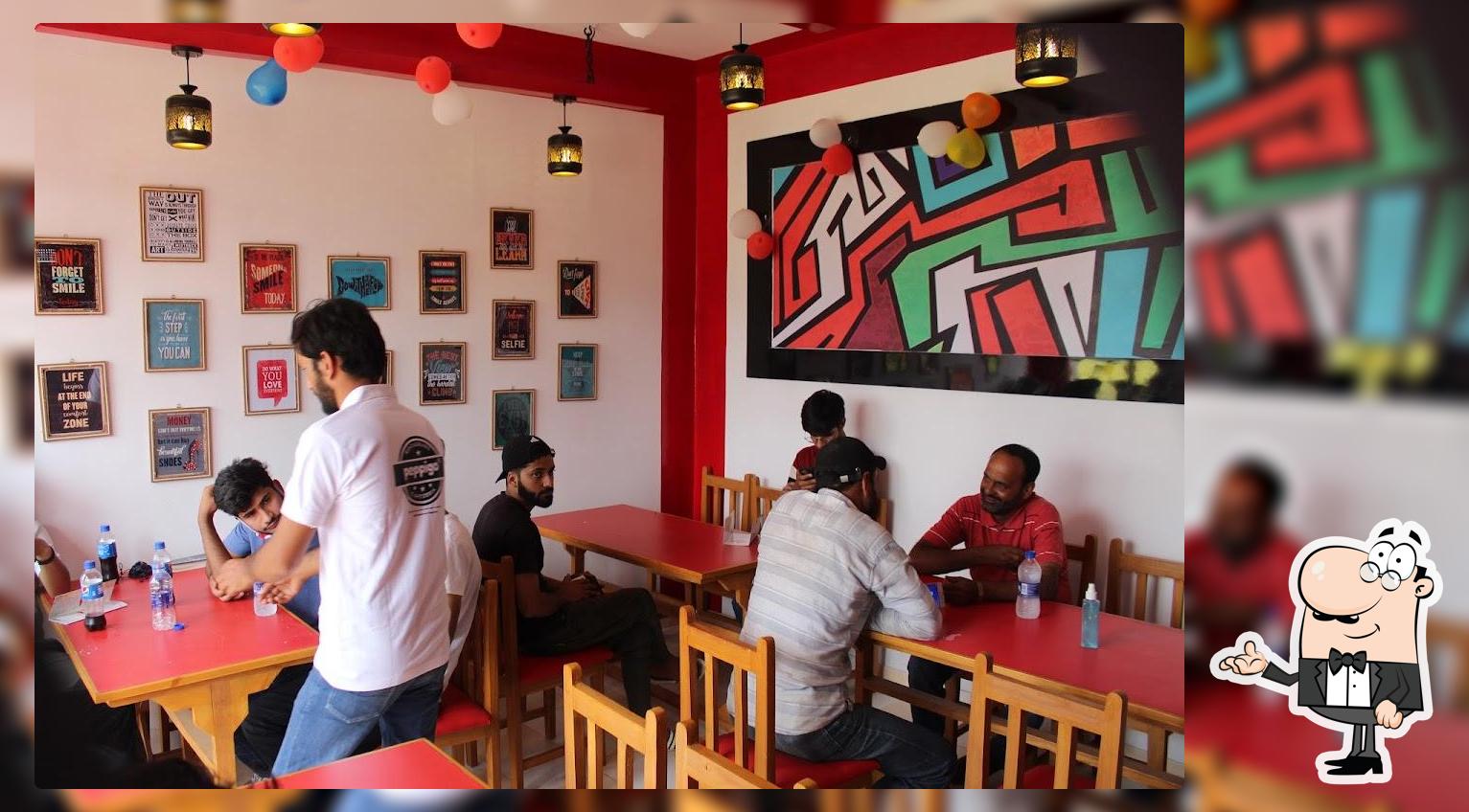 peppigo : Awantipora (Fast Casual)