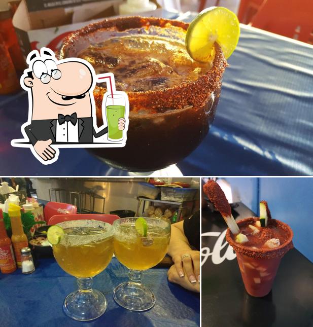 Restaurante Wicho's Mariscos, Tijuana, Blvd. Gustavo Diaz Ordaz 949 -  Opiniones del restaurante