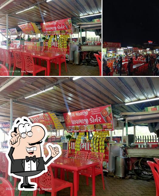 Saputara - Food Street