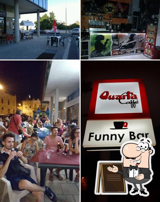 Guarda gli esterni di Funny Bar