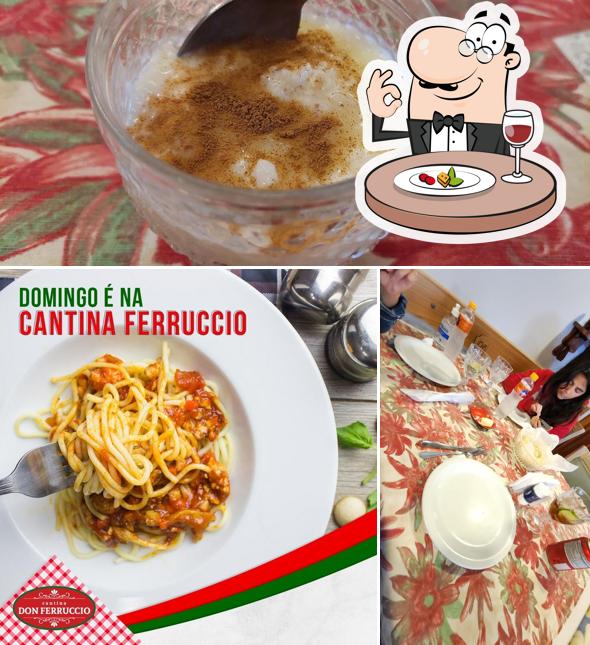 Comida em Cantina Dom Ferruccio