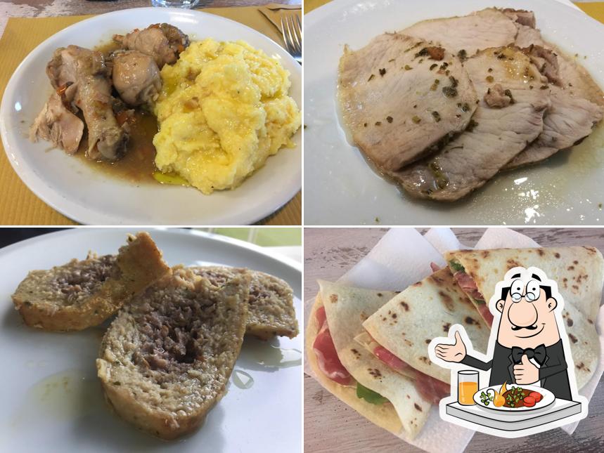 Food at Kiss Kiss Cafe' Di Malagoli Tarcisia