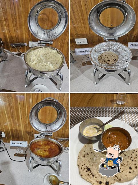 Meals at Premium Lounge Vadodara Airport