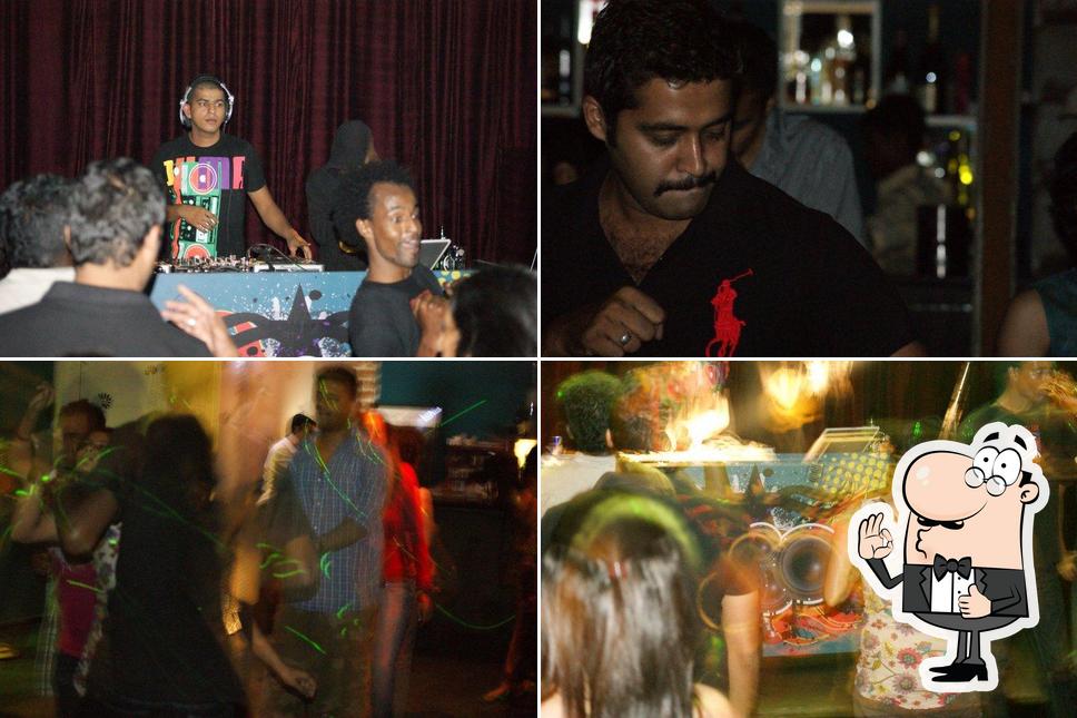 See this pic of F&B