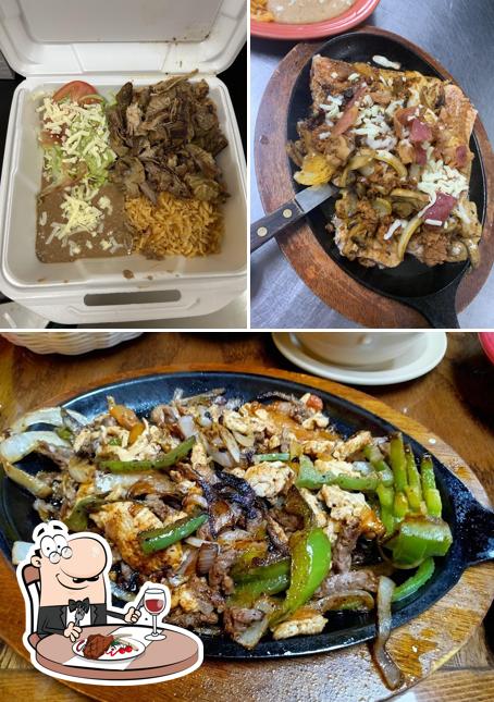 Try out meat dishes at Los Aztecas Mexican Restaurant